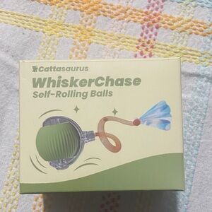 WhiskerChase Self-Rolling Balls - Green